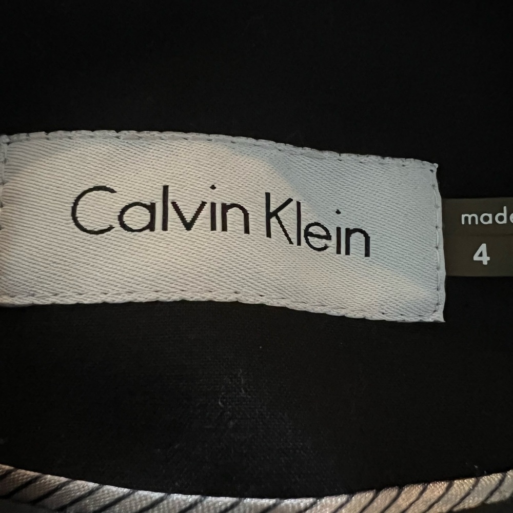 🔥🔥Calvin Klein Womens Black Blazer Size 4 One Button Career Jacket Pockets - Picture 5 of 5